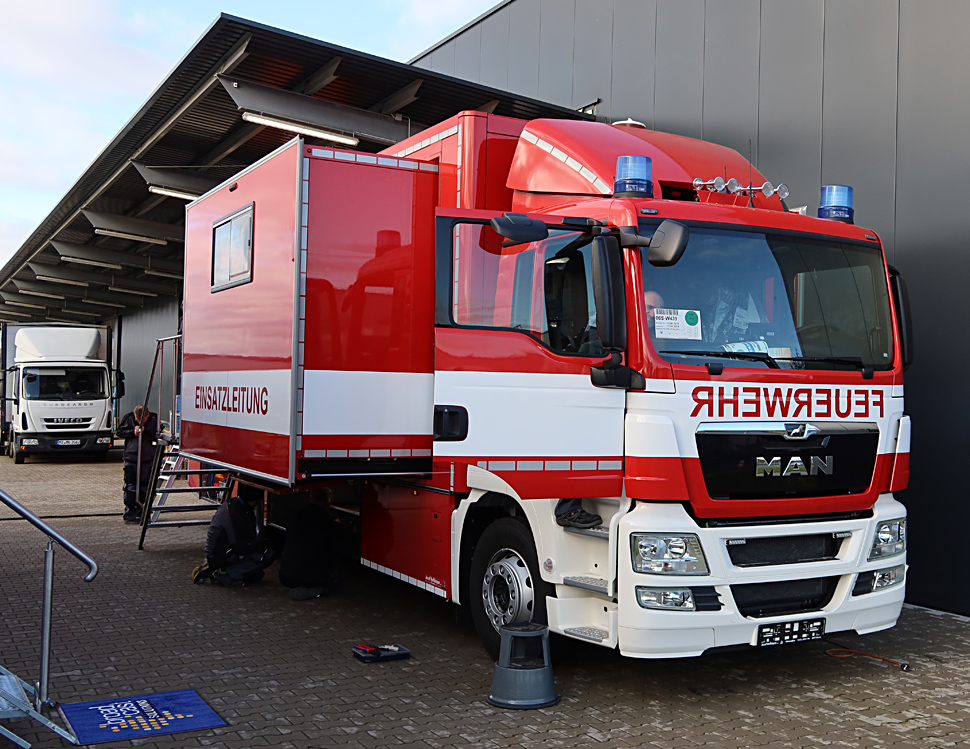 B_1219_BS_Inno_Day_Aussen_4_Feuerwehr_NK