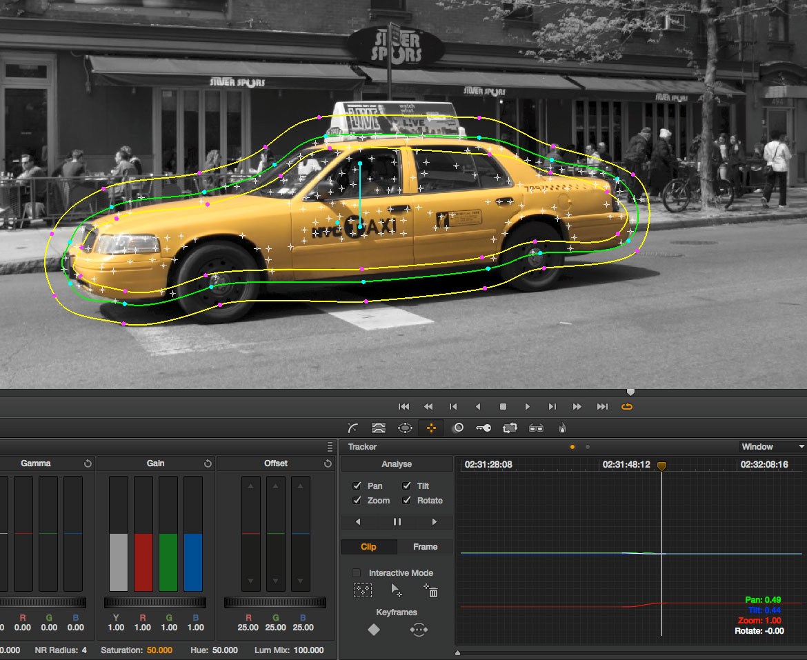 B_1112_Resolve9_17_Color_PW-tracking_taxi02
