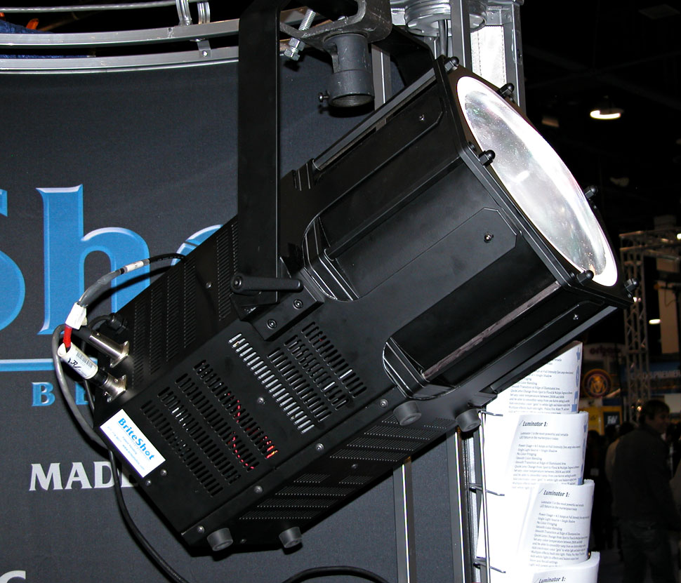 B_0610_BriteShotLuminator