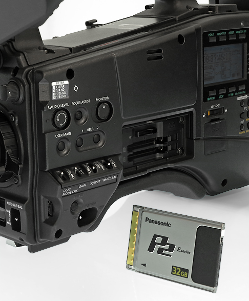 B_1212_Pana_HPX600_D_02_P2_Slot