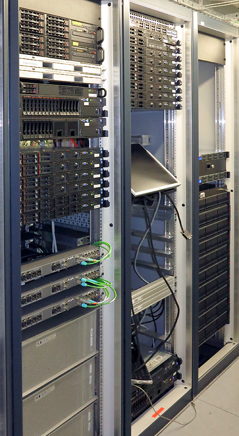 B_0315_Nachtblau_Rack_1