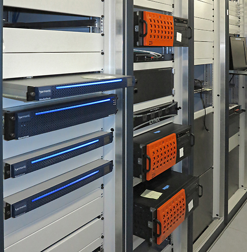 B_0315_Nachtblau_Rack_Harmonic_VR